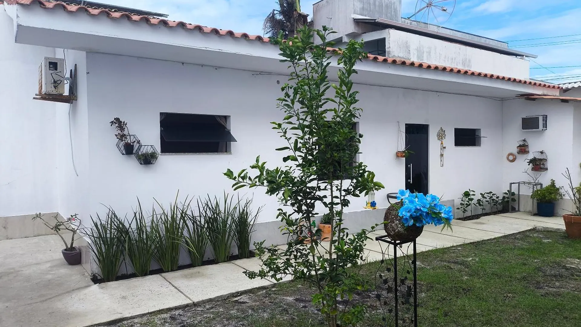 게스트하우스 Residencial Girassol Outeiro 호텔 포르투세구로 브라질